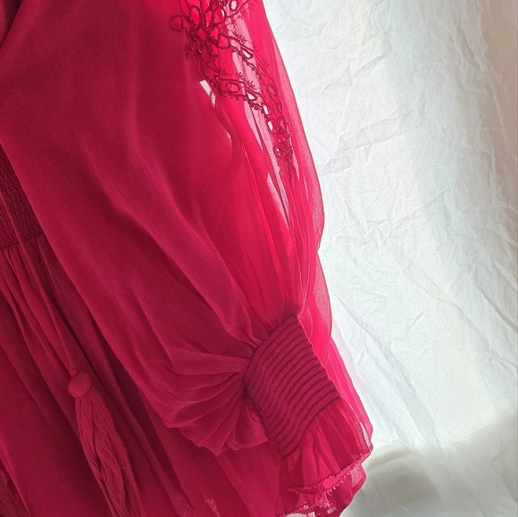 Beautiful Karina Grimaldi Silk Peplum Blouse EUC 😍 - Picture 5 of 13